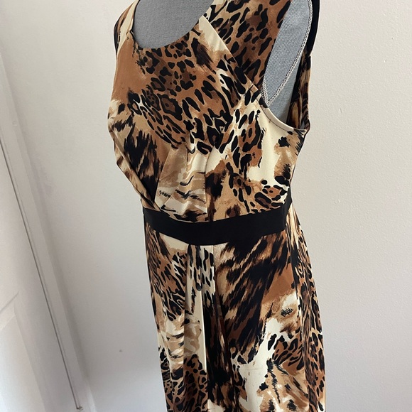 Emma / Michele Leopard Animal Print Dress - Picture 4 of 16